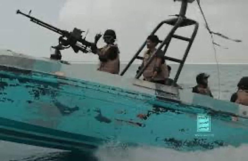 Houthi rebels threaten to target warships with suicide boats and sea bombs, Yemeni sources said