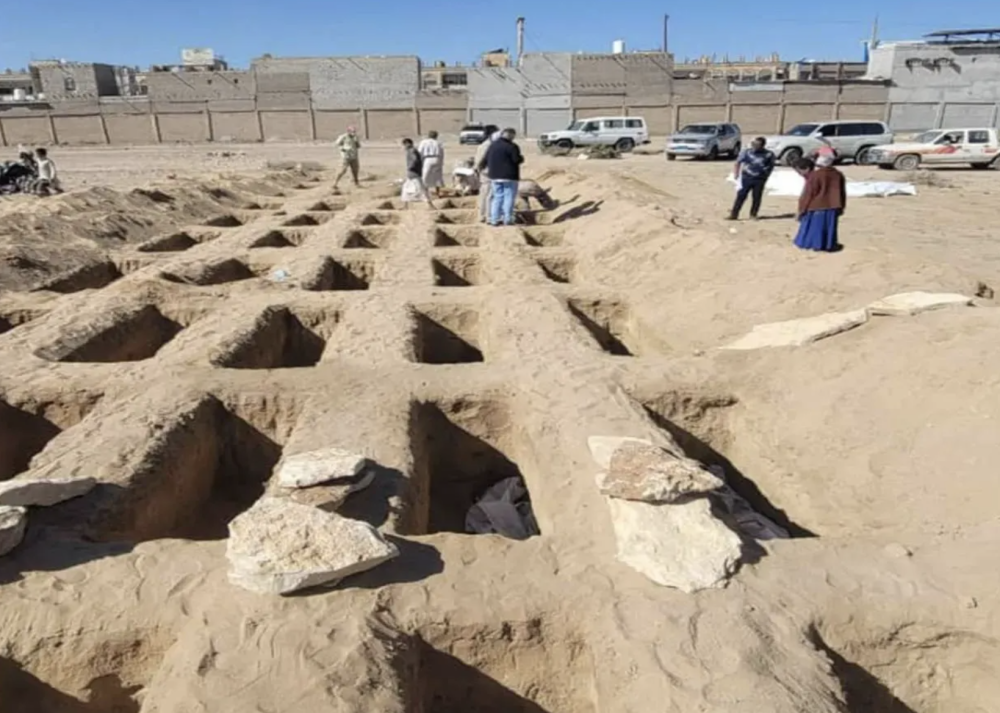 Yemen : Marib and Al-Jawf Appeals Prosecution Oversees Burial of 15 Unidentified Bodies