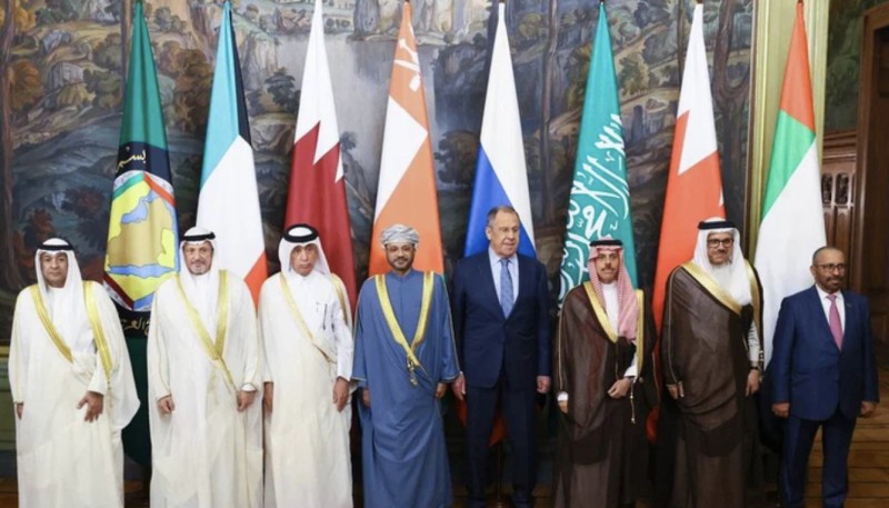 GCC, Russian diplomats praise Oman’s efforts in resolving Yemen crisis