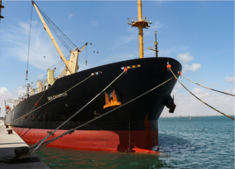Three missing from bulk carrier off Yemen, four badly burned