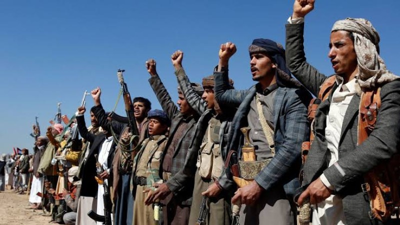 Yemen : US airstrikes on Houthis kill at least 6