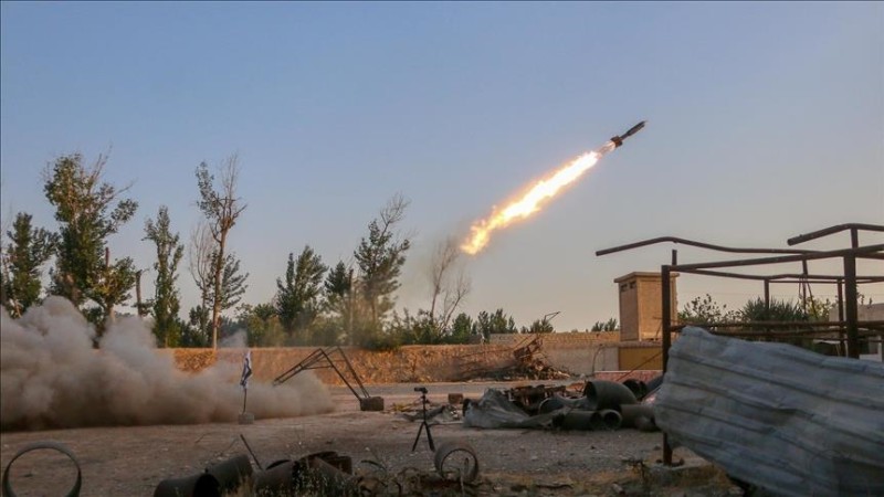 Yemen : Houthi Missile Fired Toward Israel Crashes Mid-Flight