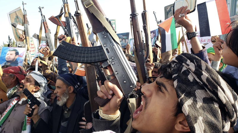 Yemen : Houthis Vow to Continue 'Support Battle' Until End of Aggression and Siege on Gaza