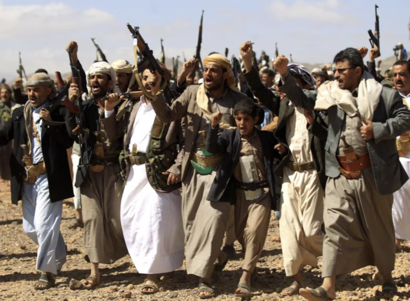 Yemen : Houthi Militias Launch Raids in Taiz Following Defection of Loyalist Tribal Leader