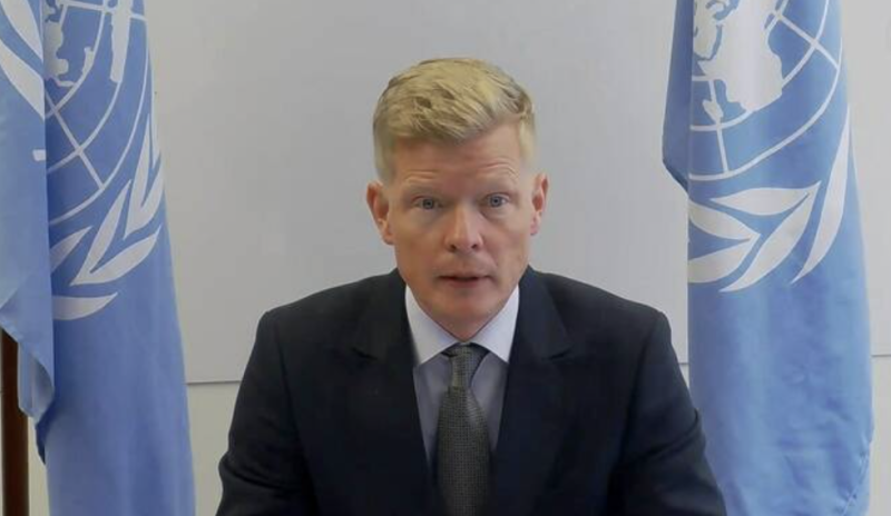 UN Envoy to Yemen Visits Oman for Talks on Detainee Crisis and Peace Efforts