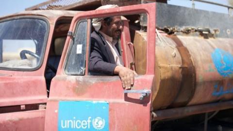 Yemen: IOM opens health center in largest camp for displaced