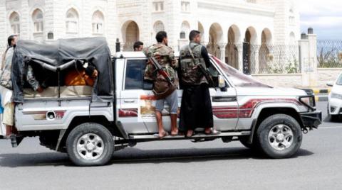 Yemeni minister accuses Houthis of using displaced people as human shields in Marib