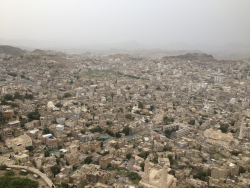 Yemen : 56-Year-Old Man Killed by Houthi Sniper Fire in Taiz