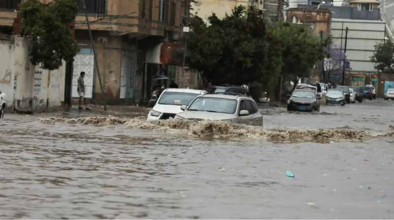 Flooding, lightning strikes kill 8 in war-torn Yemen