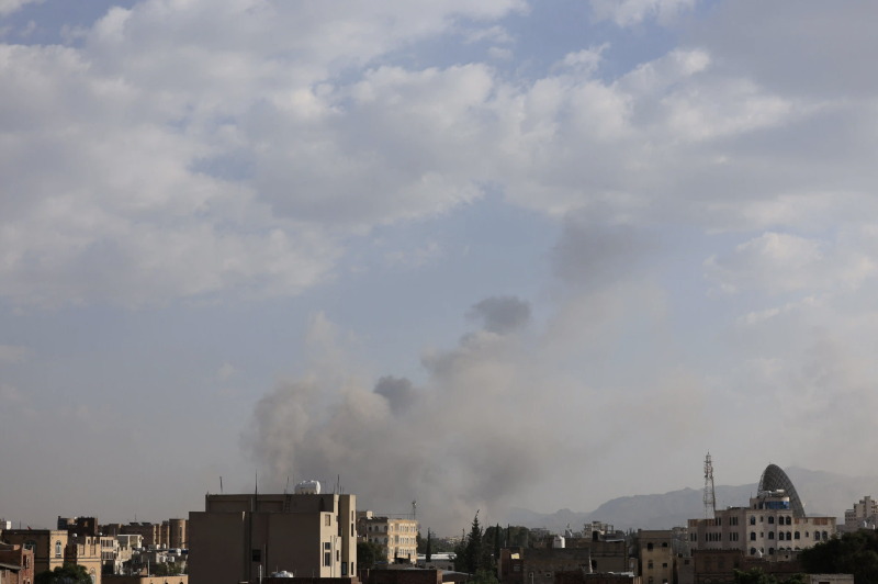 Yemen : Houthi Drone Strikes Target Residential Areas in Marib